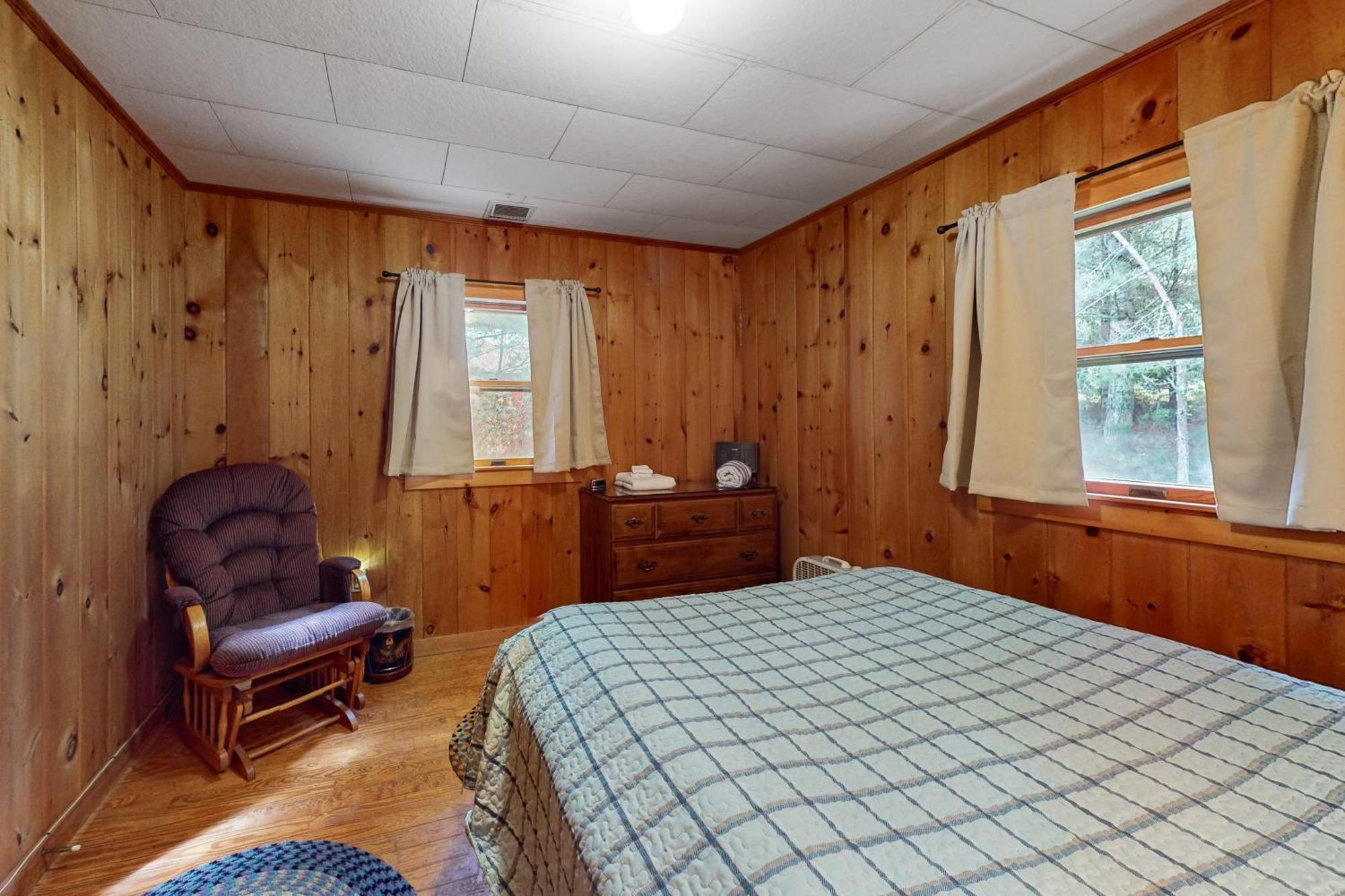Breakwater Lodge Greenville Junction Exterior photo